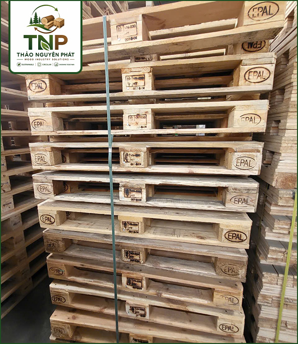 Pallet EPAL và pallet ván ép cho hàng xuất khẩu
